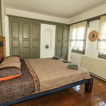 Castle81homes Villa *